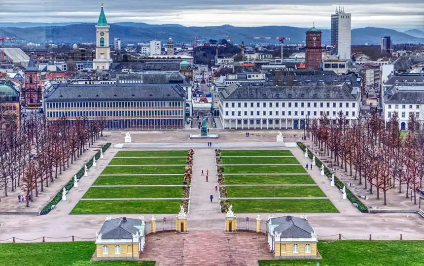 Aussicht von Schloss Karlsruhe auf die Stadt