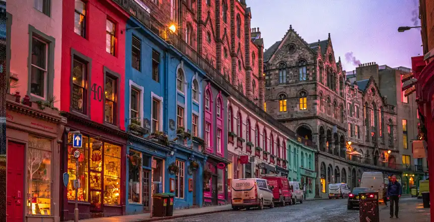 Bunte H&auml;userfassaden in Edinburgh, Schottland