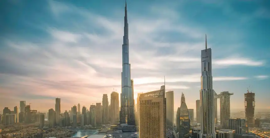 Panoramablick auf den Burj Khalifa in Dubai